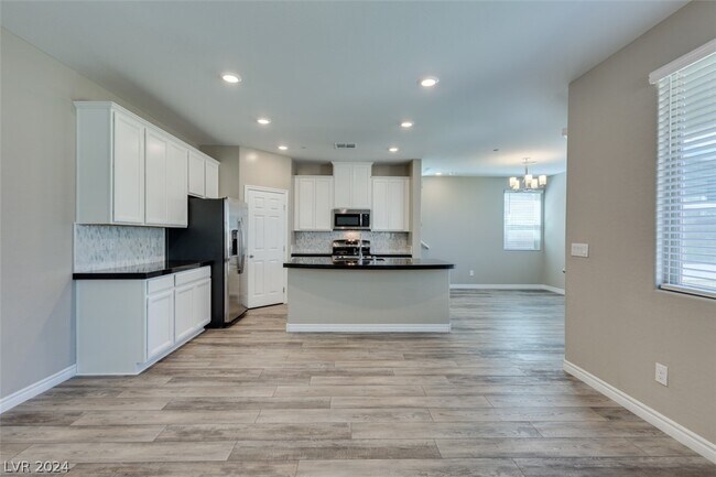 Foto del edificio - 3216 Azalea Ridge Ct