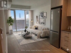 Building Photo - 293 The Kingsway