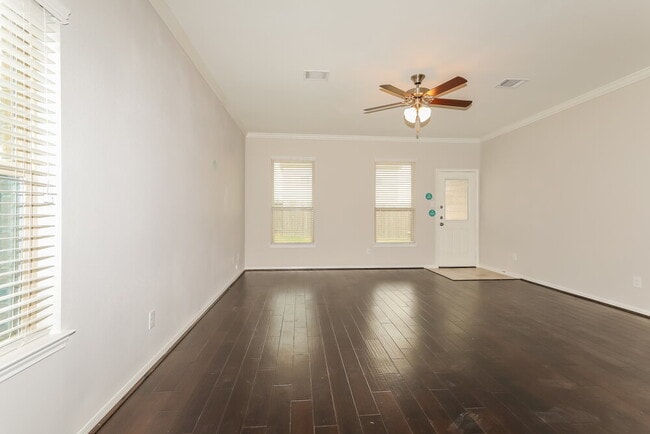 Building Photo - 23006 Silver Linden Ct