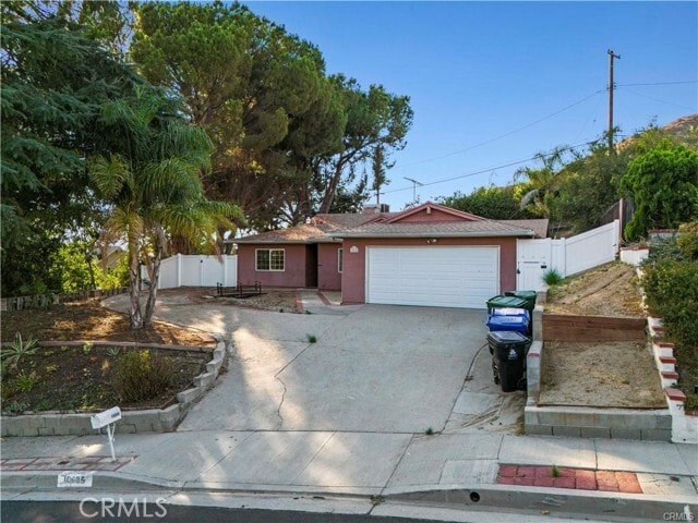Building Photo - 10685 Ledeen Dr