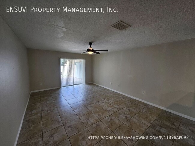 Building Photo - 9732 Trumpet Vine Loop