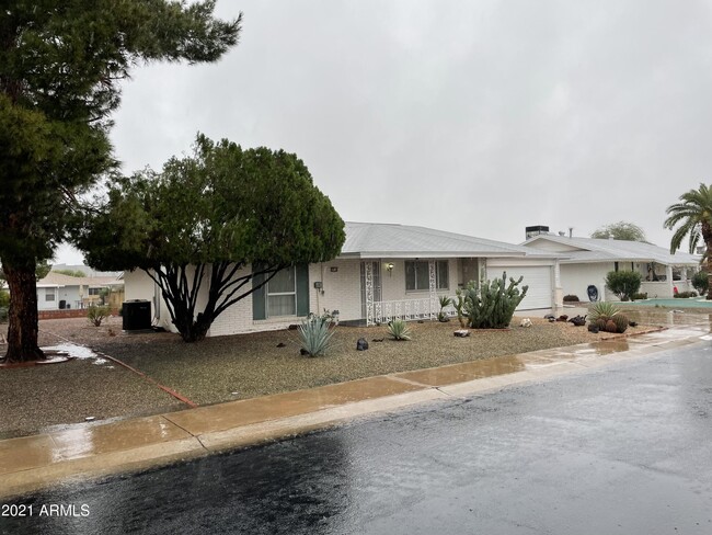 Building Photo - 10729 W El Capitan Cir