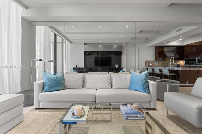 Foto del edificio - 9703 Collins Ave