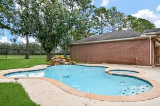 Building Photo - 5322 Pebble Way Ln