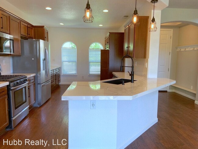 Building Photo - 3 br, 2.5 bath House - 7720 Basin River Court