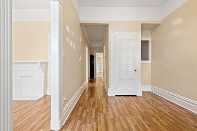 Foto del edificio - 2 Bed, 1 Bath Noe Valley Flat w Office + G...