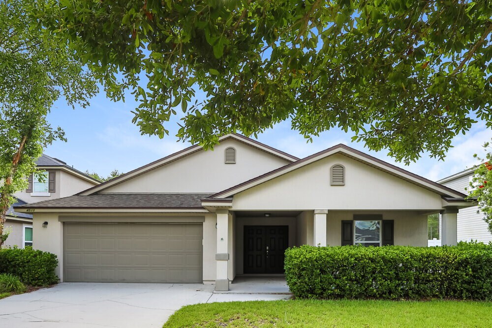 Primary Photo - 4510 Oak Moss Loop