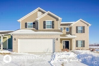 Building Photo - 890 Redwood Dr