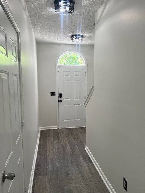 Foto del edificio - 5895 Terremont Cir