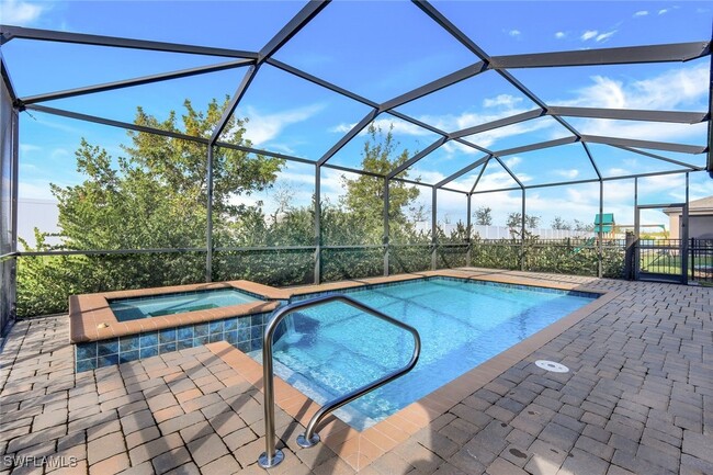 Building Photo - 14498 Cantabria Dr