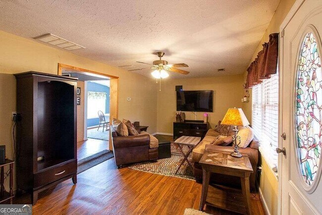Foto del edificio - 954 Rabbit Hill Rd
