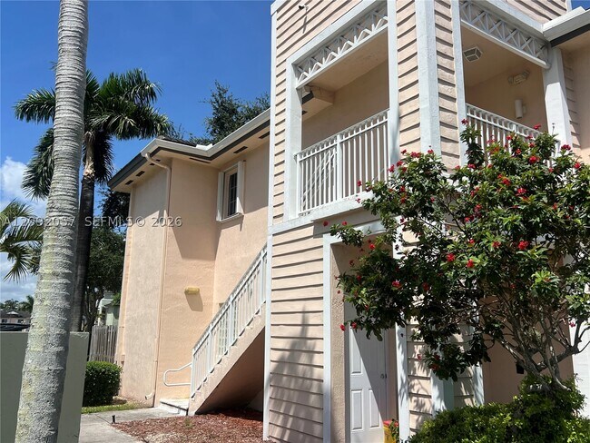 Foto del edificio - 372 NE 26th Pl