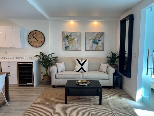 Foto del edificio - 2301 Collins Ave