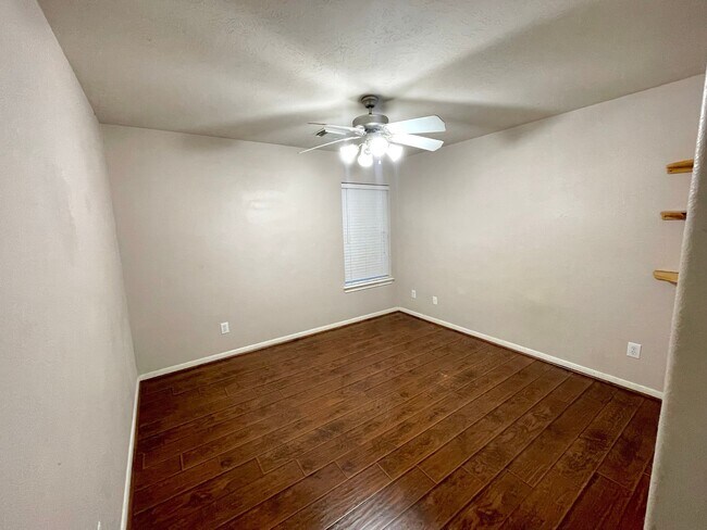 Foto del edificio - 12503 Blue Spruce Vale Way