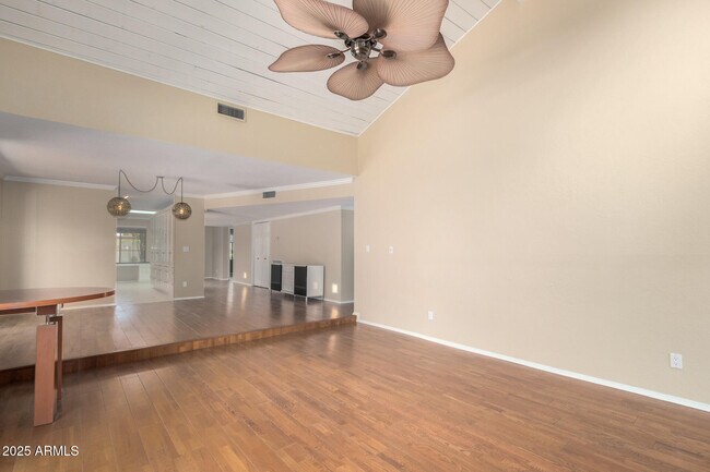 Foto del edificio - 8513 N 84th St