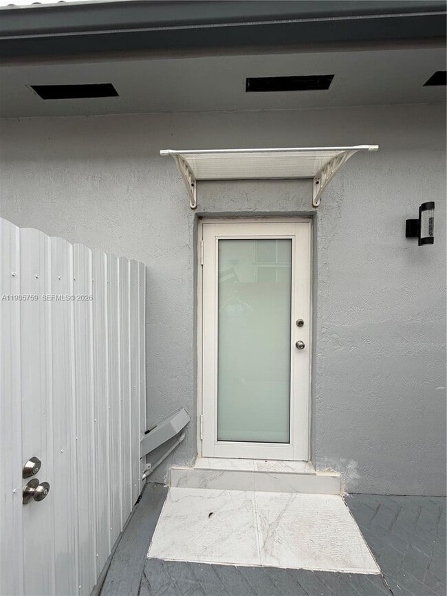 Building Photo - 16242 SW 42nd Terrace