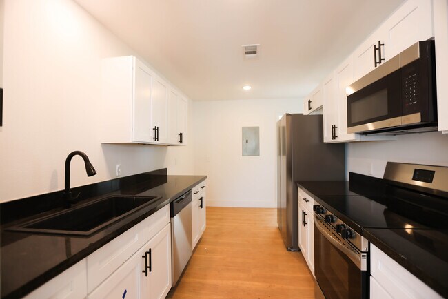 Foto del edificio - 123 Chrisna Maria Dr