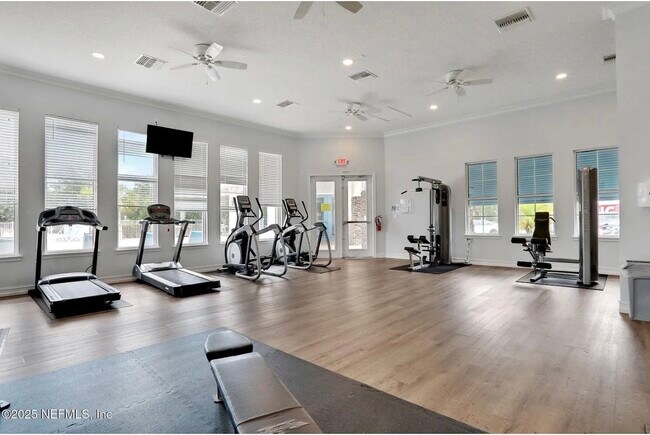 Foto del edificio - 290 Granite Ave