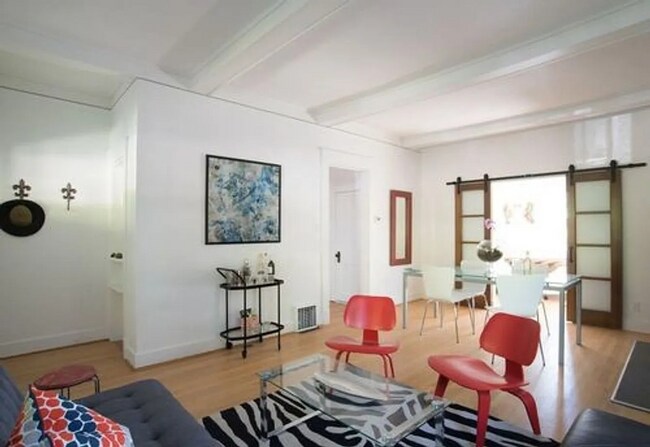 Foto del edificio - 1528 Mapleton Ave