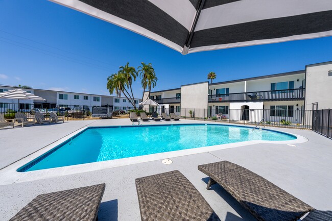Building Photo - Palmera