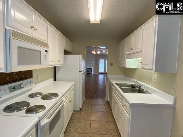 Foto del edificio - 204 Waverly Ct