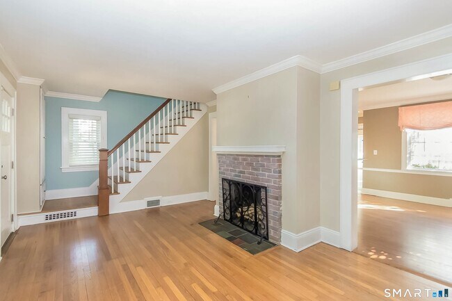 Building Photo - 798 Mill Plain Rd