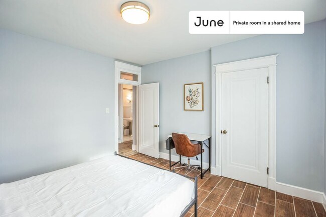 Foto del edificio - Room in Shared 7 bed/6 bath home in Dupont Park
