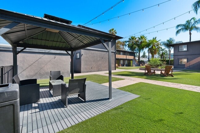 Photo - Annex on Chicago Apartments