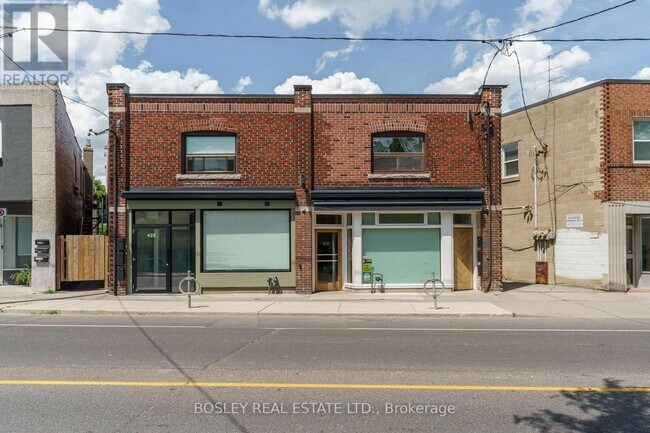 Photo du bâtiment - 423-423 Vaughan Rd