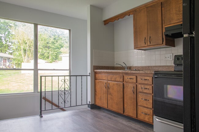 Building Photo - 8715 W 78th Cir