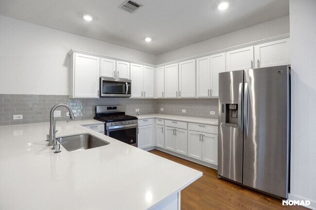 Building Photo - Charming 3BR House in Leander