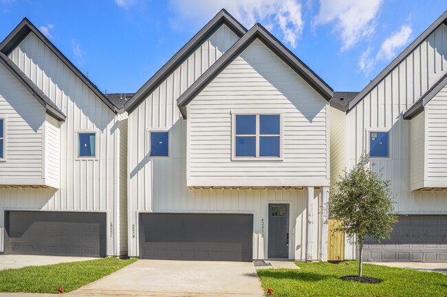 Foto del edificio - 4201 Oats St