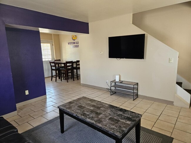 Foto del edificio - 516 W Pierce St