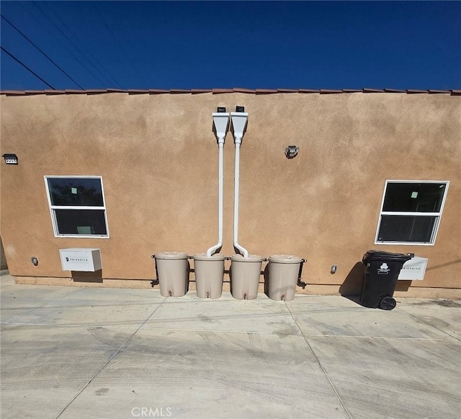 Building Photo - 6008 Kansas Ave
