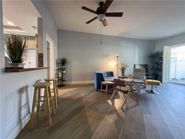 Building Photo - 24306 Val Verde Ct