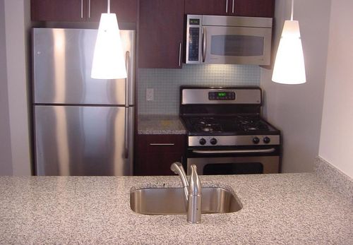 Foto del edificio - 575 W 23rd St