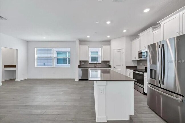 Foto del edificio - 9809 Introduction Wy