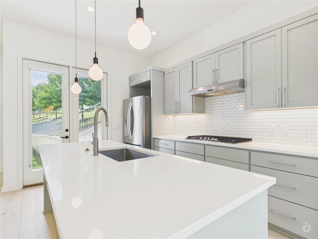 Foto del edificio - 3306 Cantwell Ln
