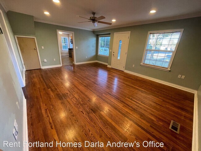Building Photo - 3 br, 1.5 bath House - 1535 Maple St