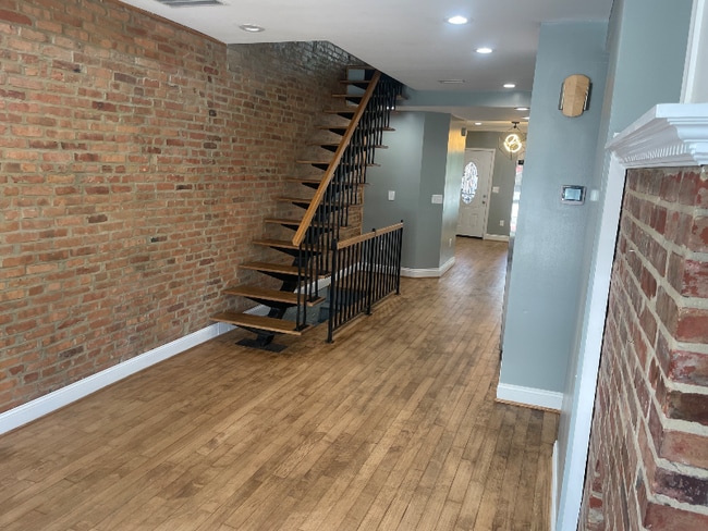 Photo - 3819 Mt Pleasant Ave Townhome