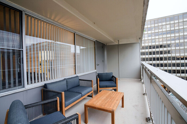 Foto del edificio - 2111 Richmond Hwy