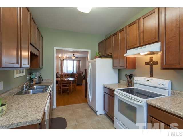 Building Photo - 753 Blossom Grove Dr
