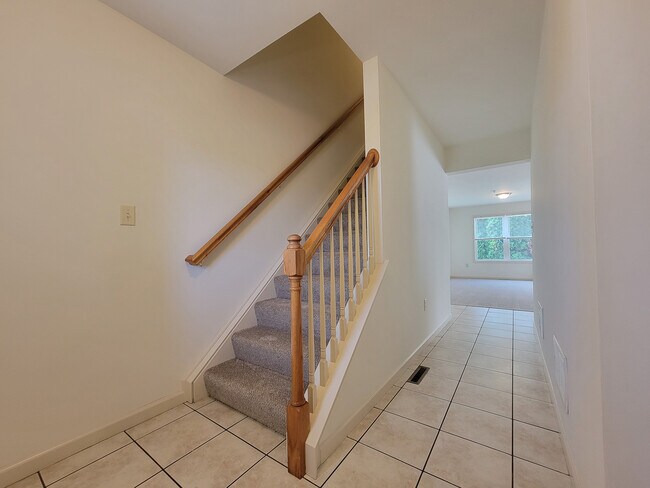 Foto del edificio - 700 Lincoln Gardens Rd