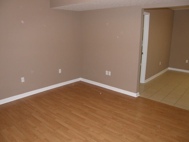 Building Photo - 168 Dunbar Ln