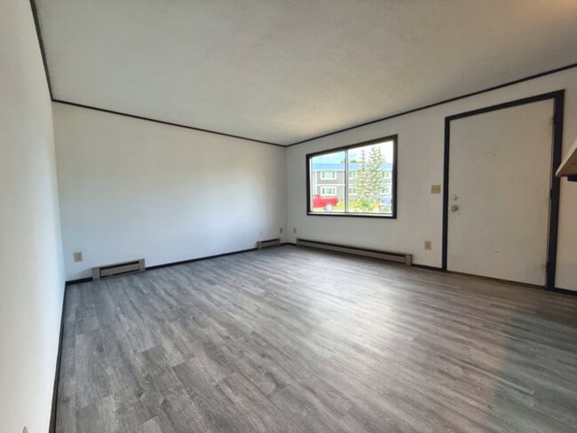 Building Photo - 403 Sage Hills St