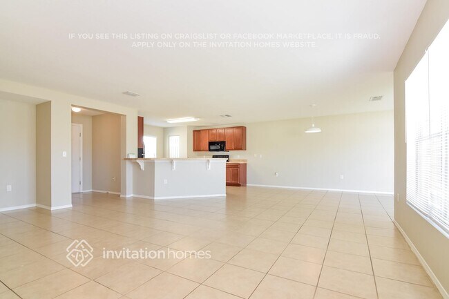 Building Photo - 11216 Running Pine Dr