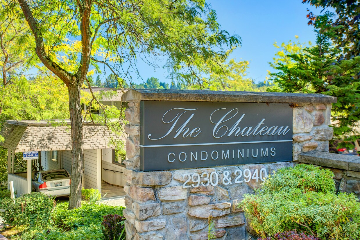2930 76th Ave SE, Mercer Island, WA 98040 Condo for Rent in Mercer Island, WA