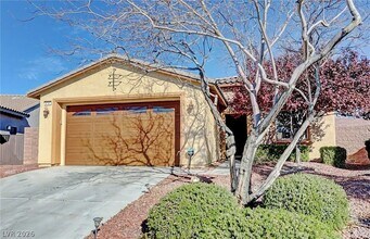 Building Photo - 4881 Castello Way