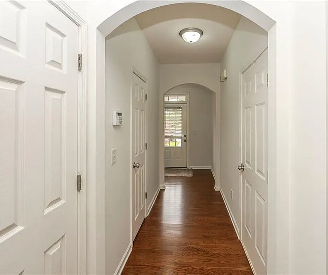Foto del edificio - 5260 Sherwood Way