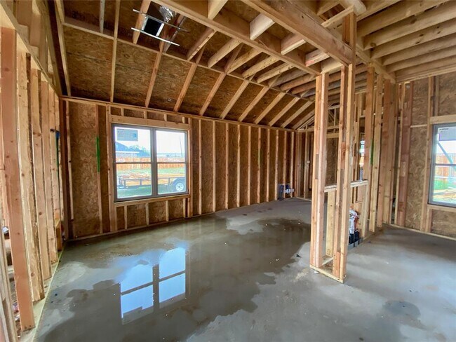 Building Photo - 3718 Seymour Ct